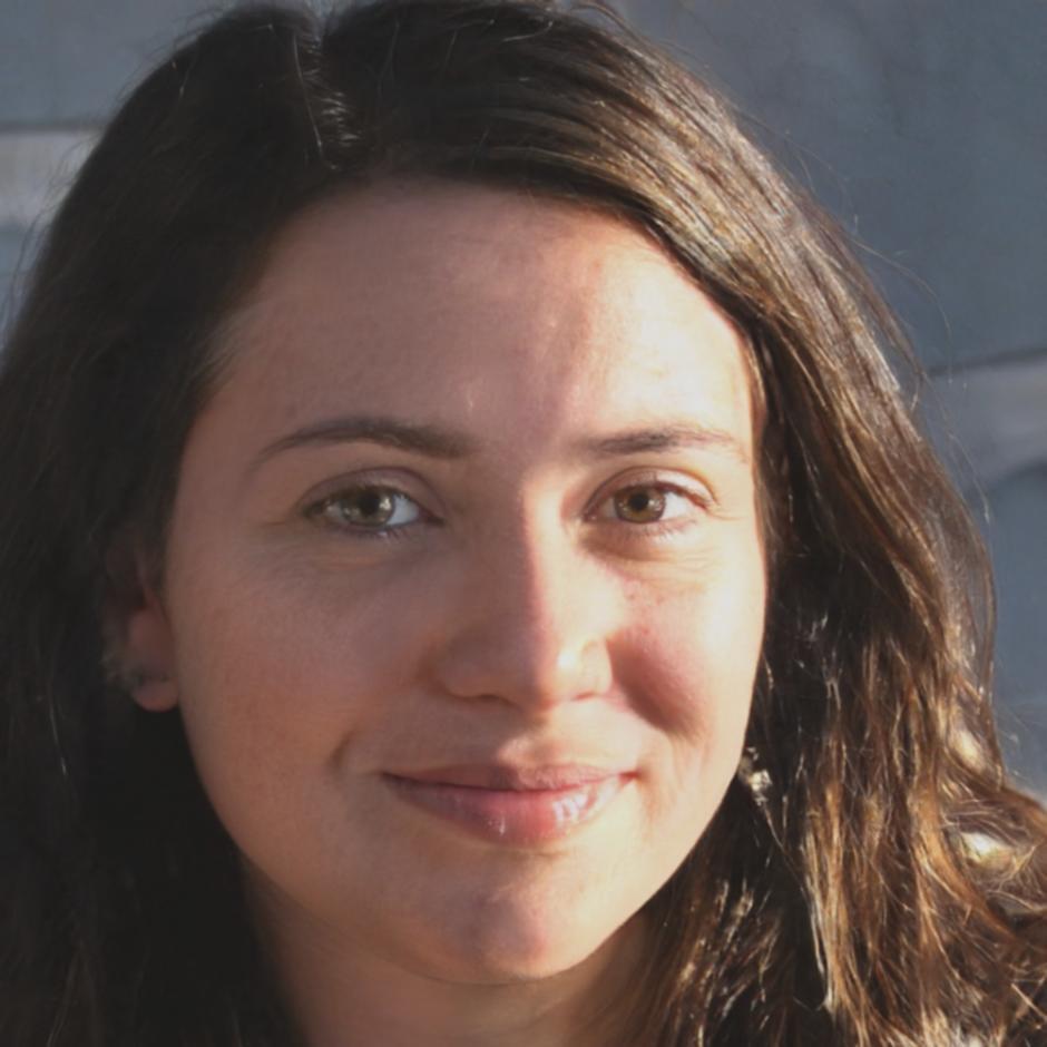 Sarah Liu, financial technology specialist